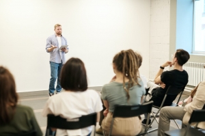 Enhancing Professional Success with People Skills Courses Enhancing Professional Success with People Skills Courses